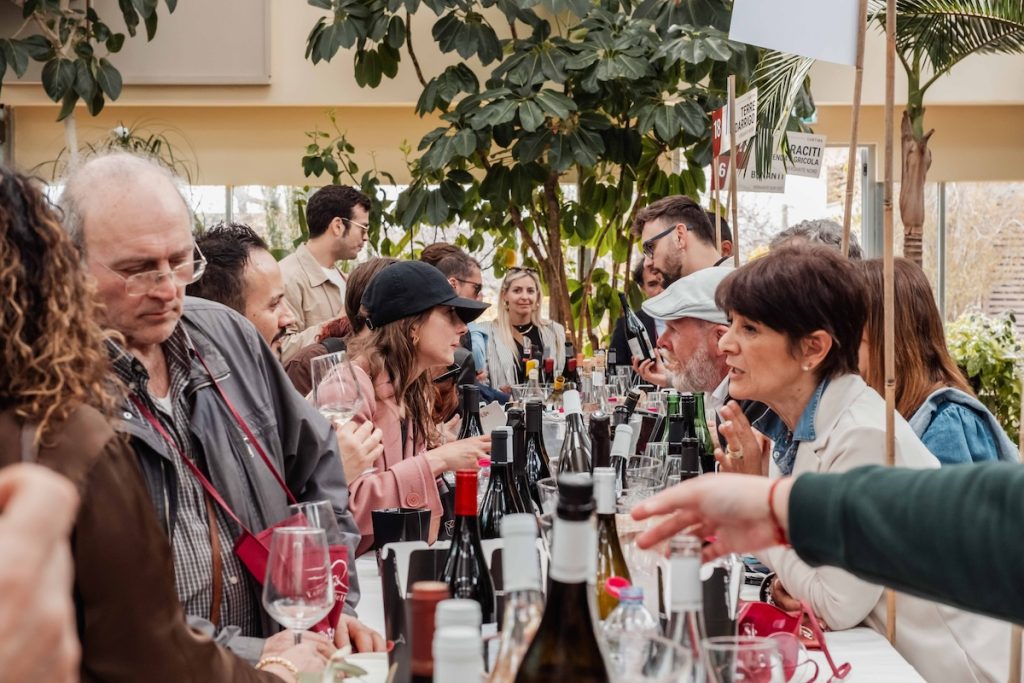 Contrade dell’Etna 2026: il vino del vulcano si ritrova a Randazzo il 19 e 20 Aprile