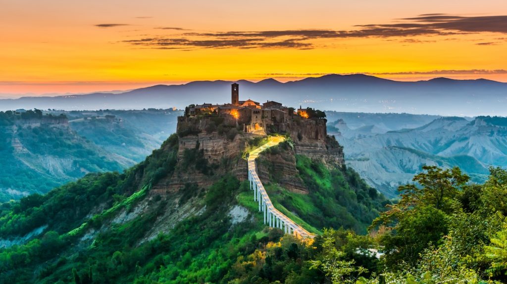 Tuscia e Viterbese, l’enigma etrusco tra nocciole e crateri silenziosi