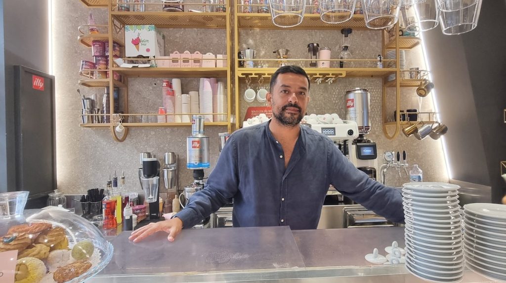 Cagliostro Cafe & Bakery: il debutto trionfale nella Guida Bar d’Italia 2027 del Gambero Rosso
